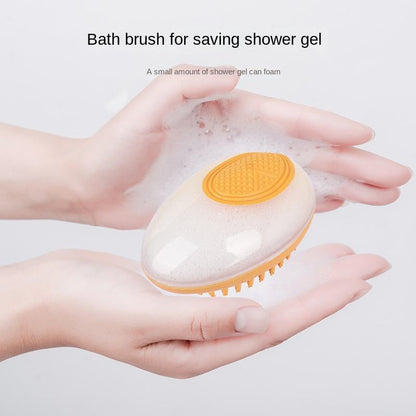 Handheld bath brush for pets with foam technology, ideal for using less shower gel with a cat and dog massage comb