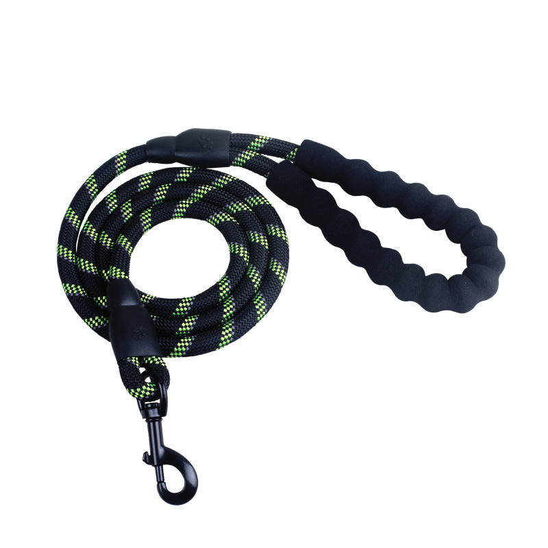 Durable nylon dog rope leash in black and green, designed for strong control and comfort during walks